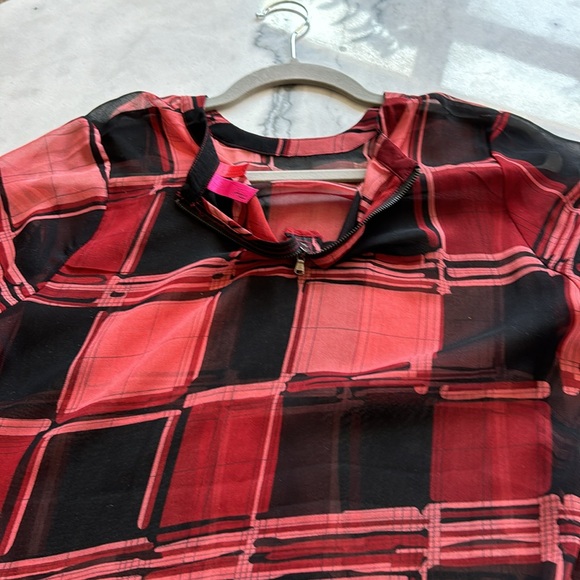 Forever 21 Sheer Plaid Top - Size Medium - Picture 6 of 8